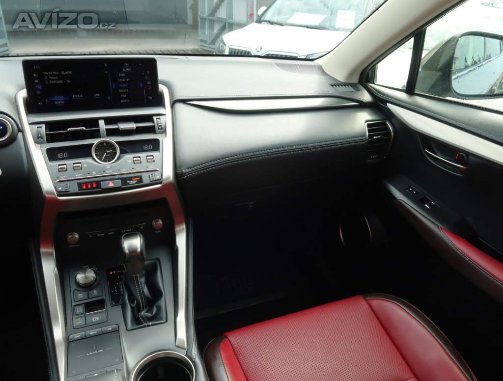 Foto inzerátu Lexus NX 300h