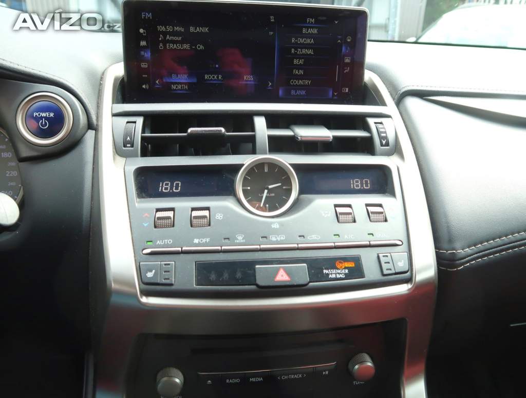 Foto inzerátu Lexus NX 300h