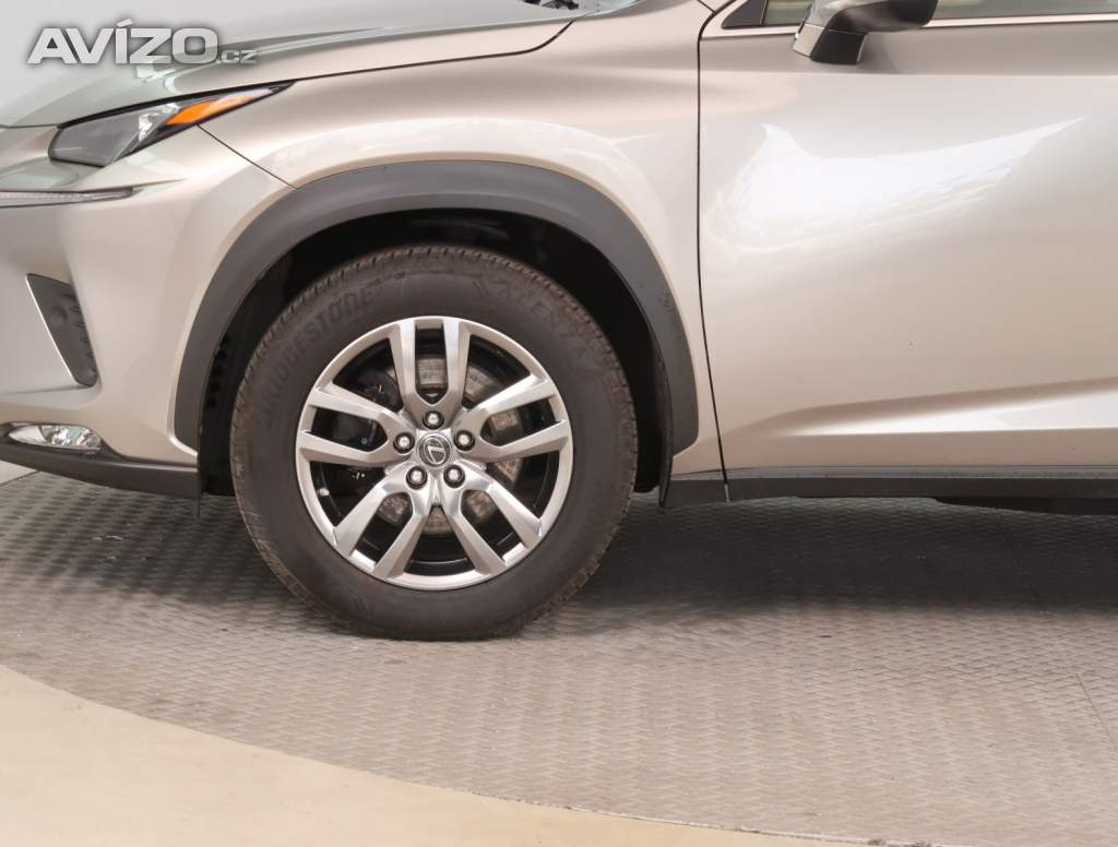 Foto inzerátu Lexus NX 300h