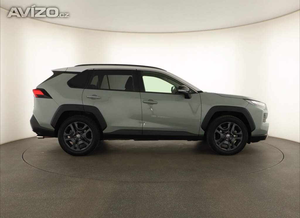 Foto inzerátu Toyota RAV 4 2.5 Hybrid