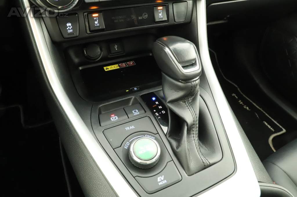 Foto inzerátu Toyota RAV 4 2.5 Hybrid