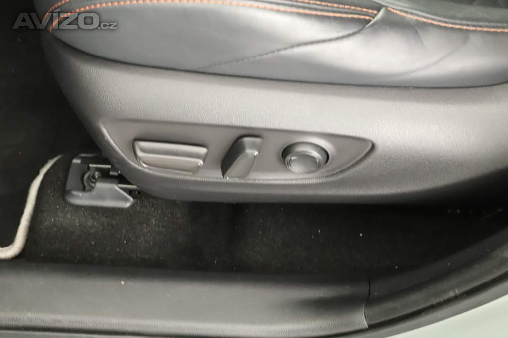 Foto inzerátu Toyota RAV 4 2.5 Hybrid