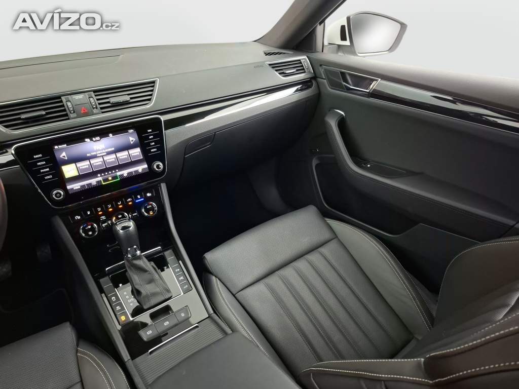 Foto inzerátu Skoda Superb 2.0 TDI