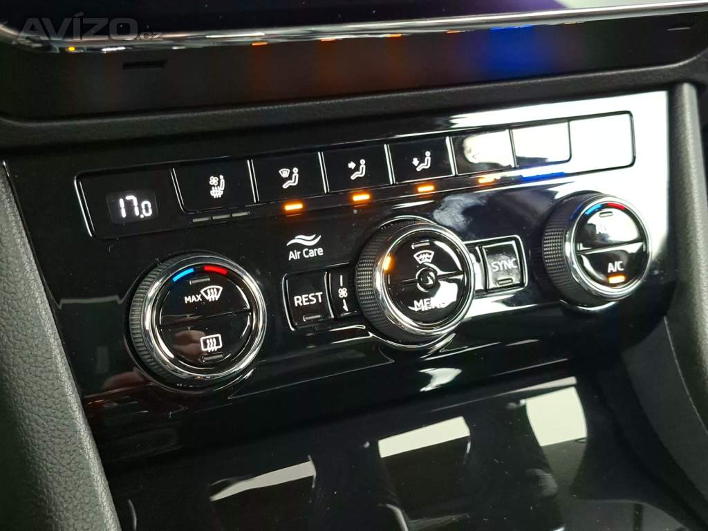 Foto inzerátu Skoda Superb 2.0 TDI