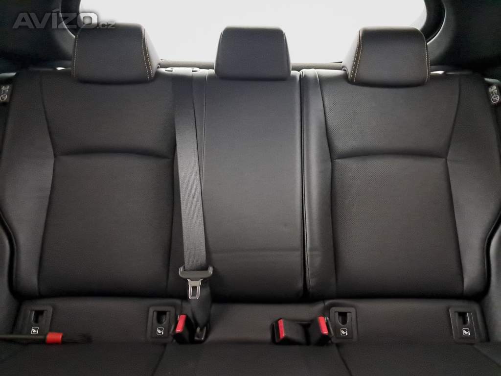 Foto inzerátu Toyota C-HR 2.0 Hybrid AWD