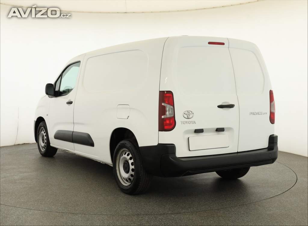 Foto inzerátu Toyota ProAce City 1.5 D-4D