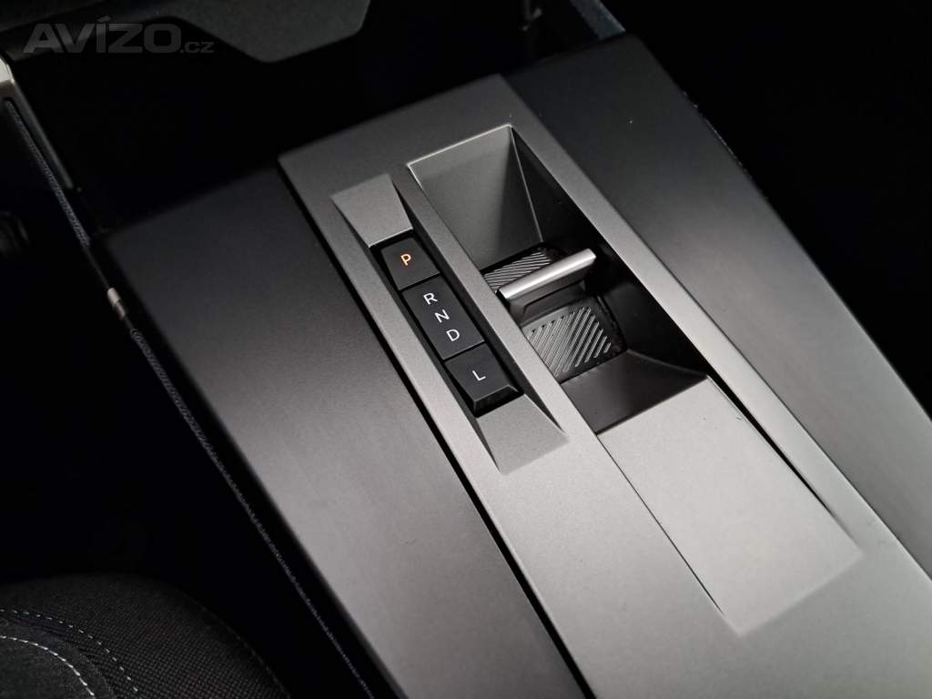 Foto inzerátu Opel Frontera 1.2 hybrid