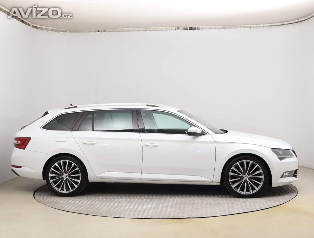 Foto inzerátu Skoda Superb 2.0 TDI