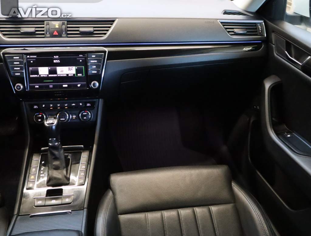Foto inzerátu Skoda Superb 2.0 TDI