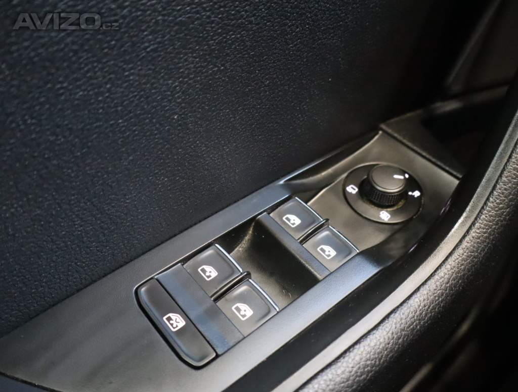Foto inzerátu Skoda Superb 2.0 TDI