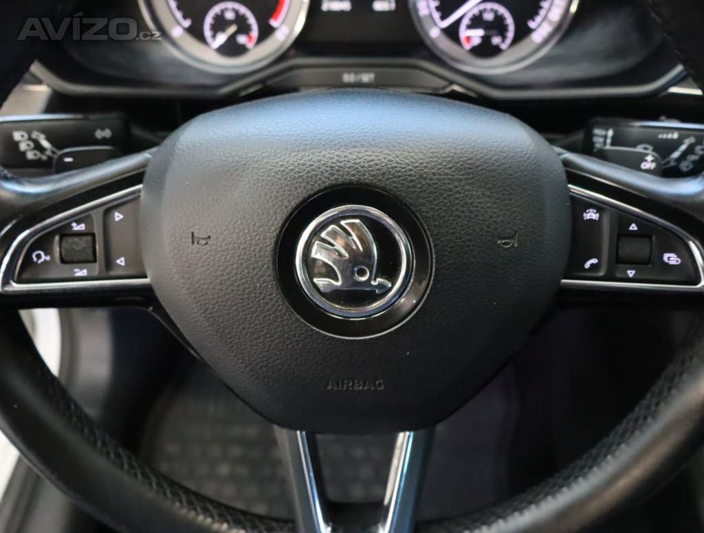 Foto inzerátu Skoda Superb 2.0 TDI