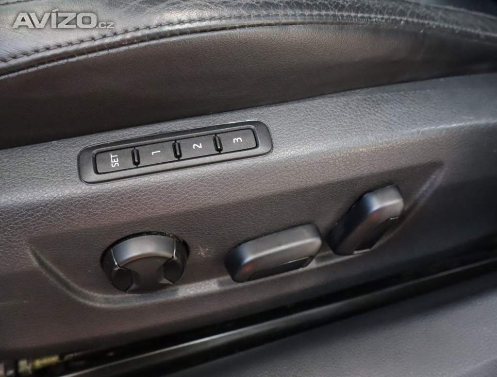 Foto inzerátu Skoda Superb 2.0 TDI