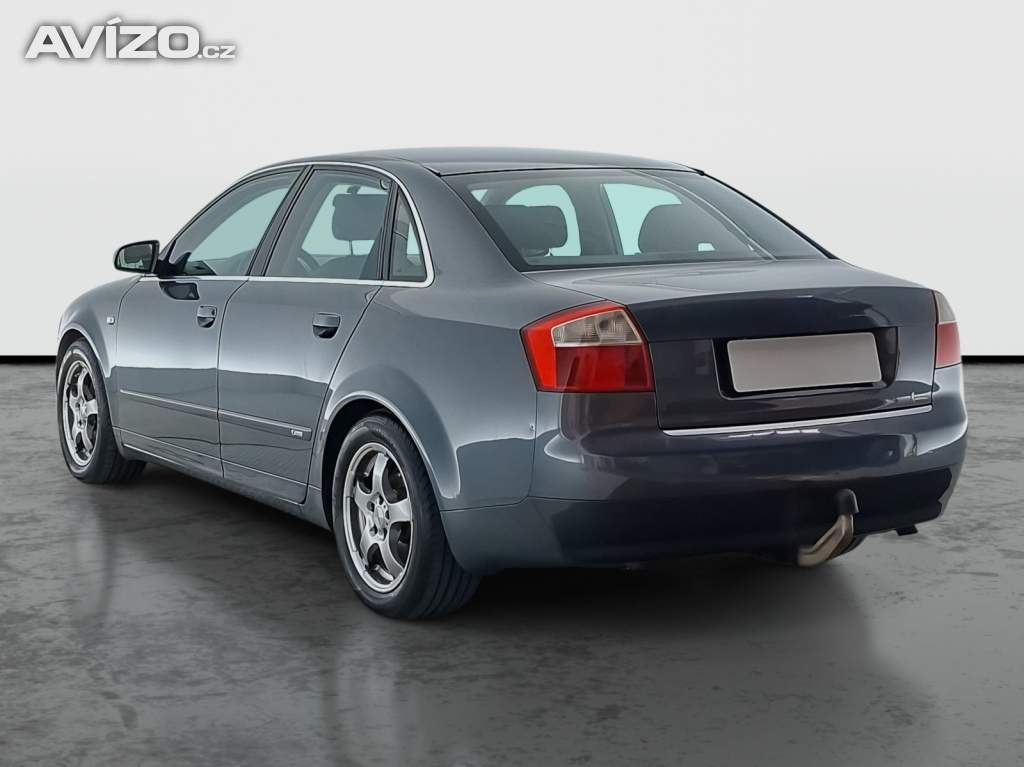 Foto inzerátu Audi A4 2.5 TDI