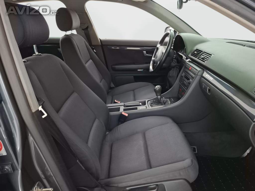 Foto inzerátu Audi A4 2.5 TDI
