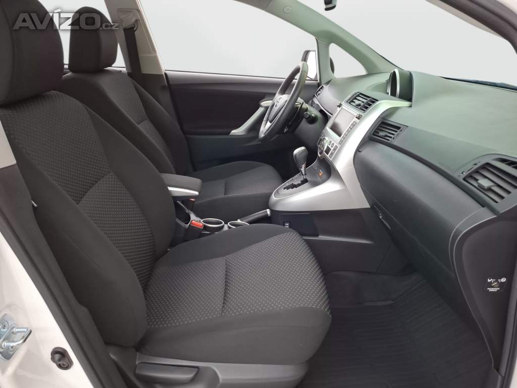 Foto inzerátu Toyota Verso 2.2 D-4D