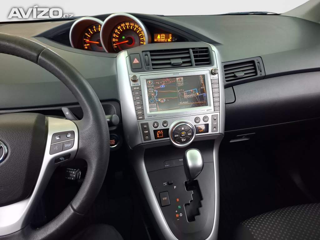 Foto inzerátu Toyota Verso 2.2 D-4D