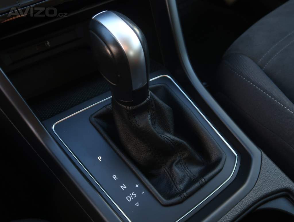 Foto inzerátu VW Touran 1.5 TSI