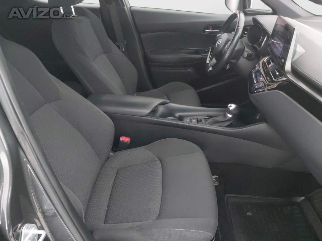 Foto inzerátu Toyota C-HR 1.8 Hybrid