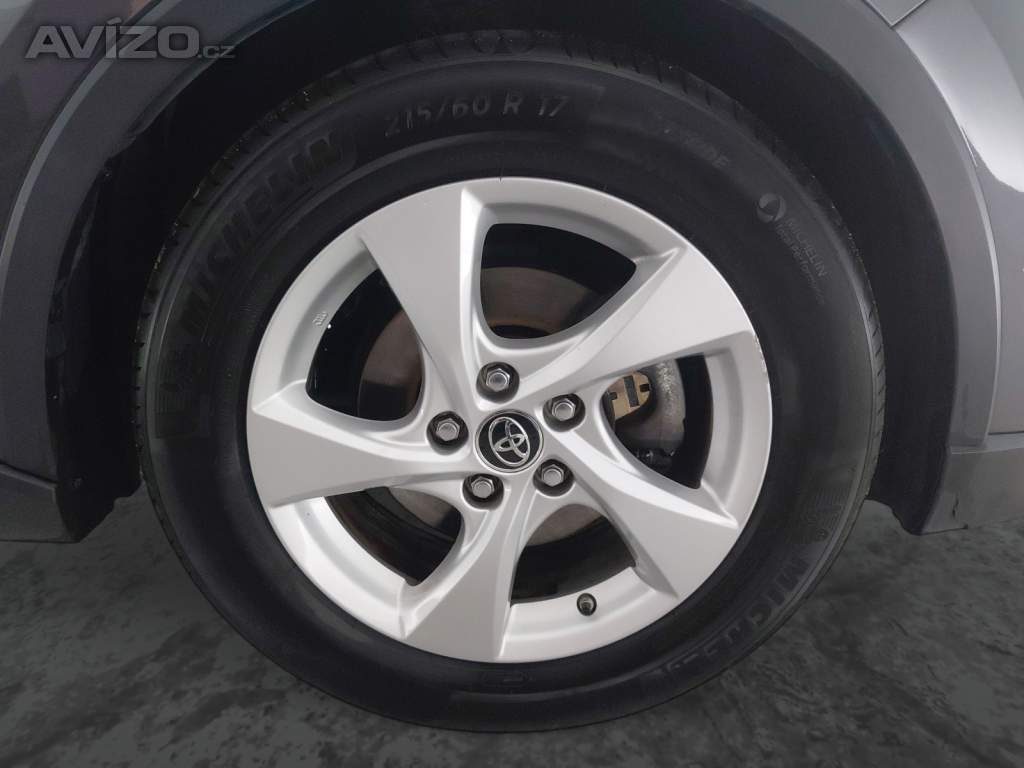 Foto inzerátu Toyota C-HR 1.8 Hybrid