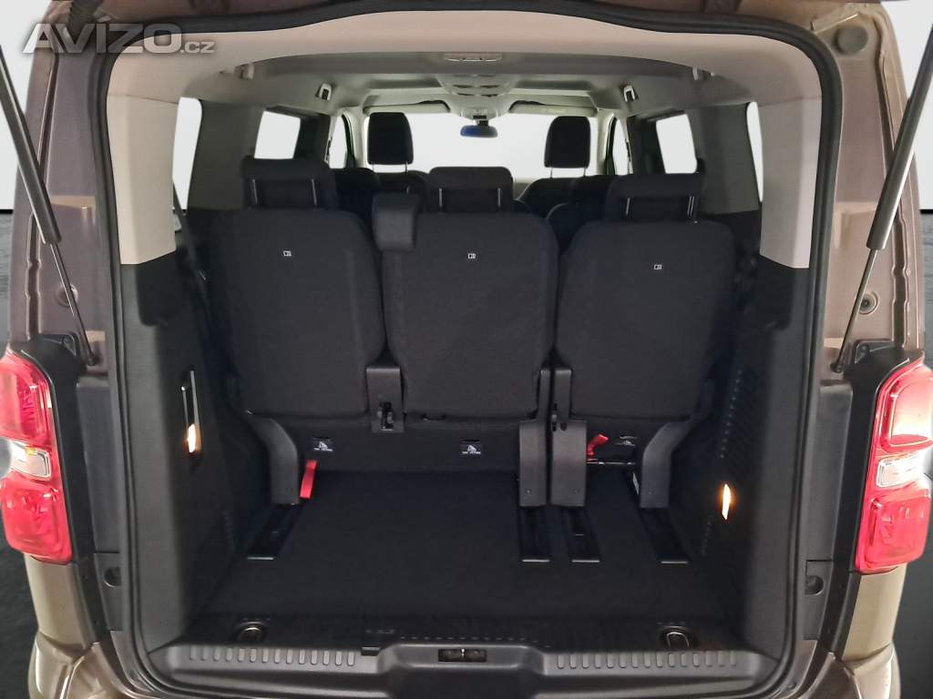 Foto inzerátu Peugeot Traveller 2.0 BlueHDi