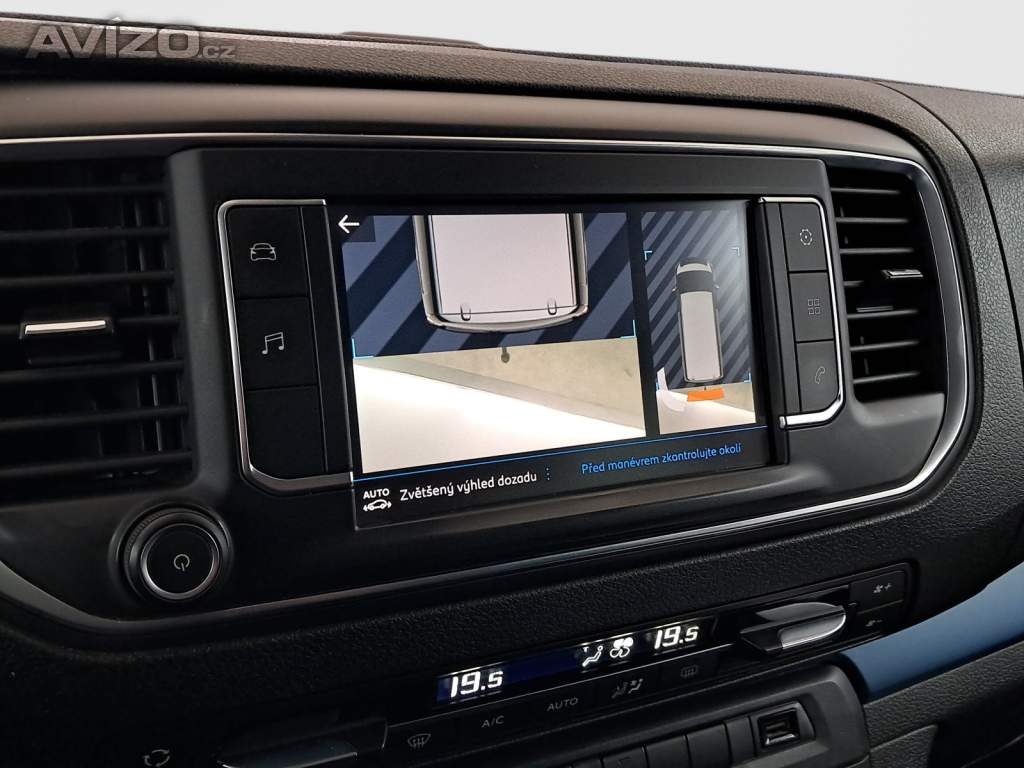 Foto inzerátu Peugeot Traveller 2.0 BlueHDi