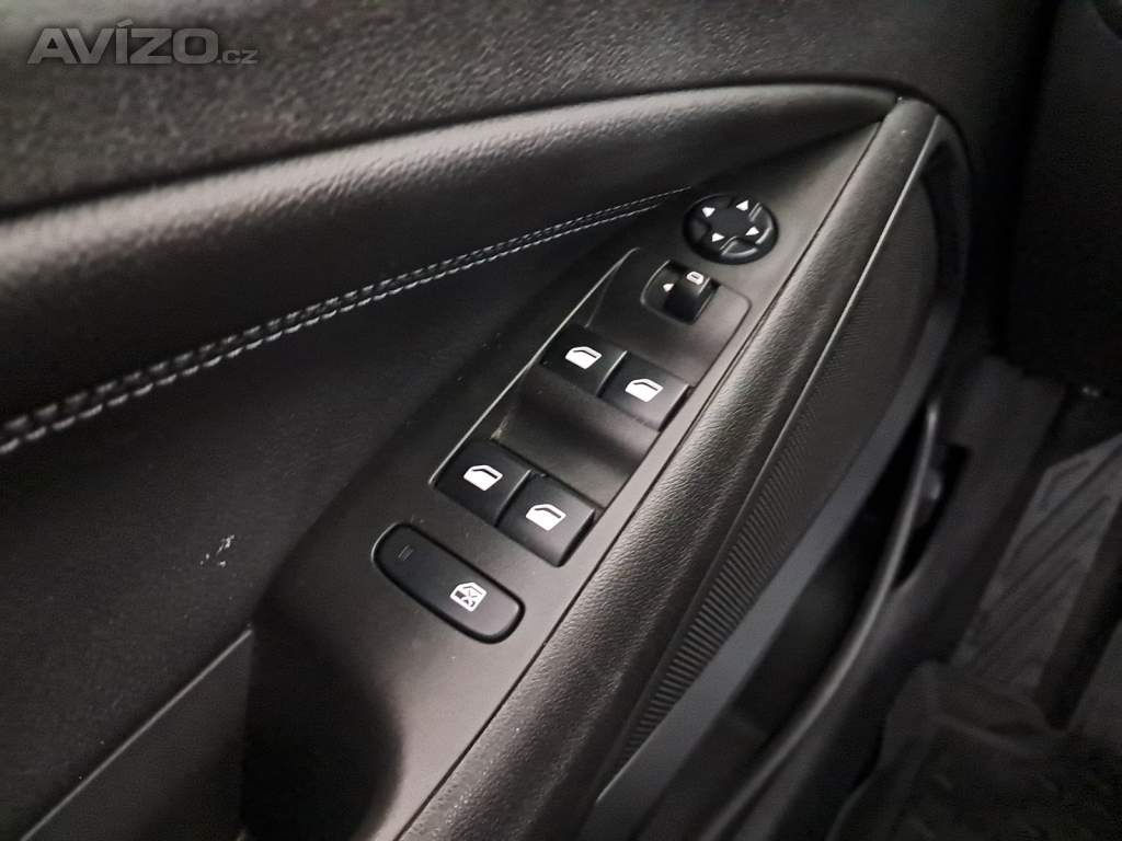 Foto inzerátu Opel Crossland 1.2 Turbo