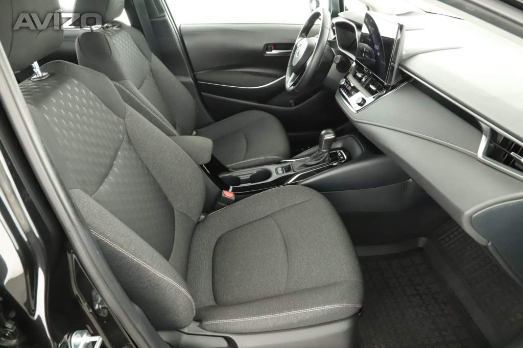 Foto inzerátu Toyota Corolla 1.8 Hybrid