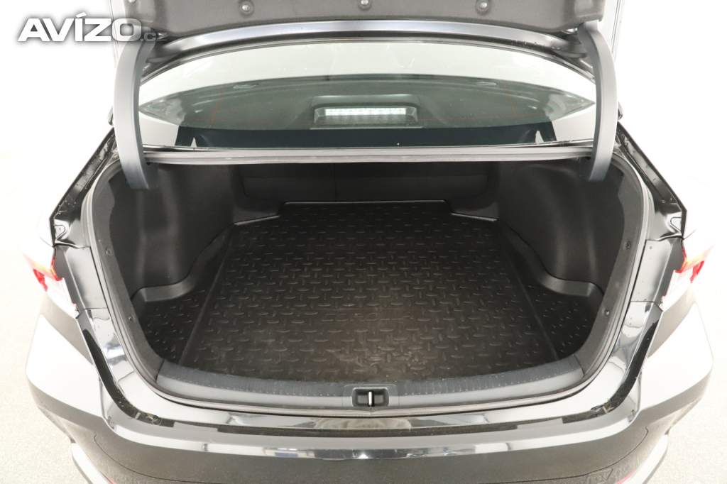 Foto inzerátu Toyota Corolla 1.8 Hybrid