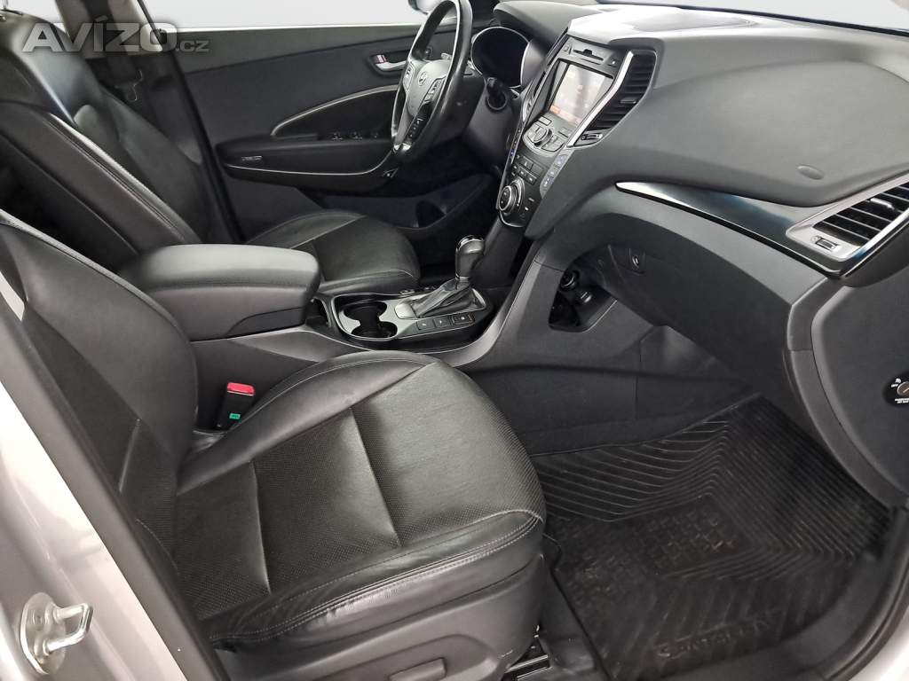 Foto inzerátu Hyundai Grand Santa Fe 2.2 CRDi