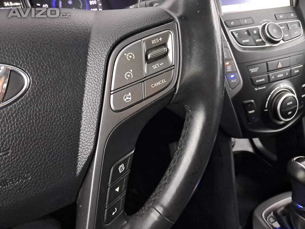 Foto inzerátu Hyundai Grand Santa Fe 2.2 CRDi