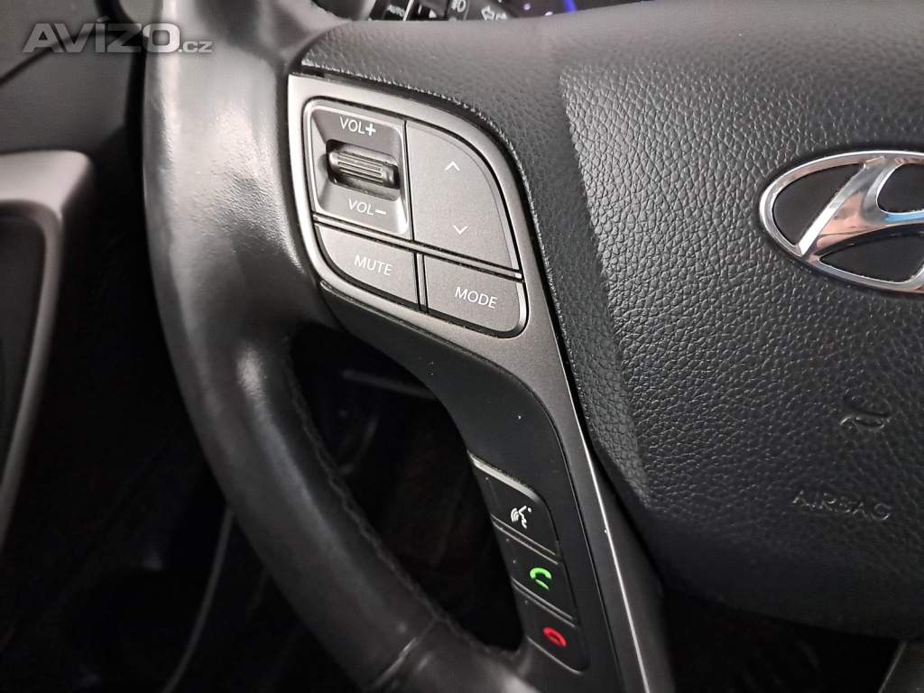 Foto inzerátu Hyundai Grand Santa Fe 2.2 CRDi