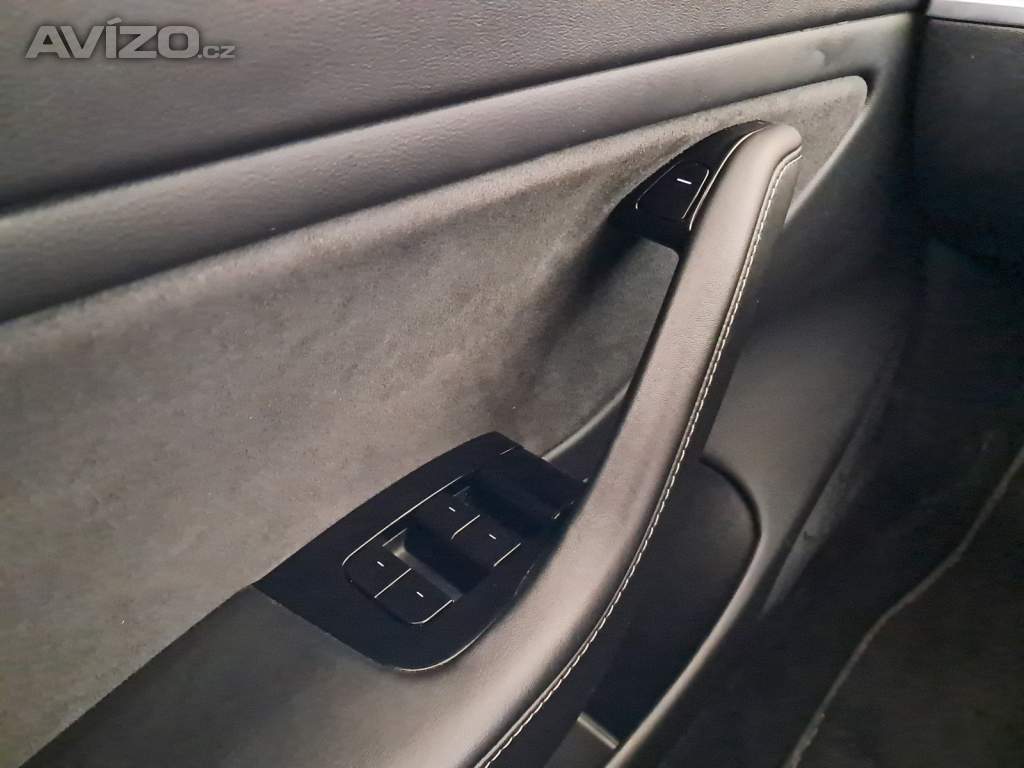 Foto inzerátu Tesla Model 3 Long Range 4WD 78kWh