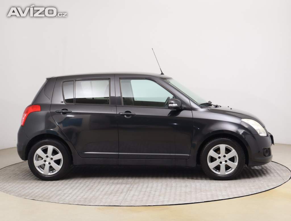 Foto inzerátu Suzuki Swift 1.3