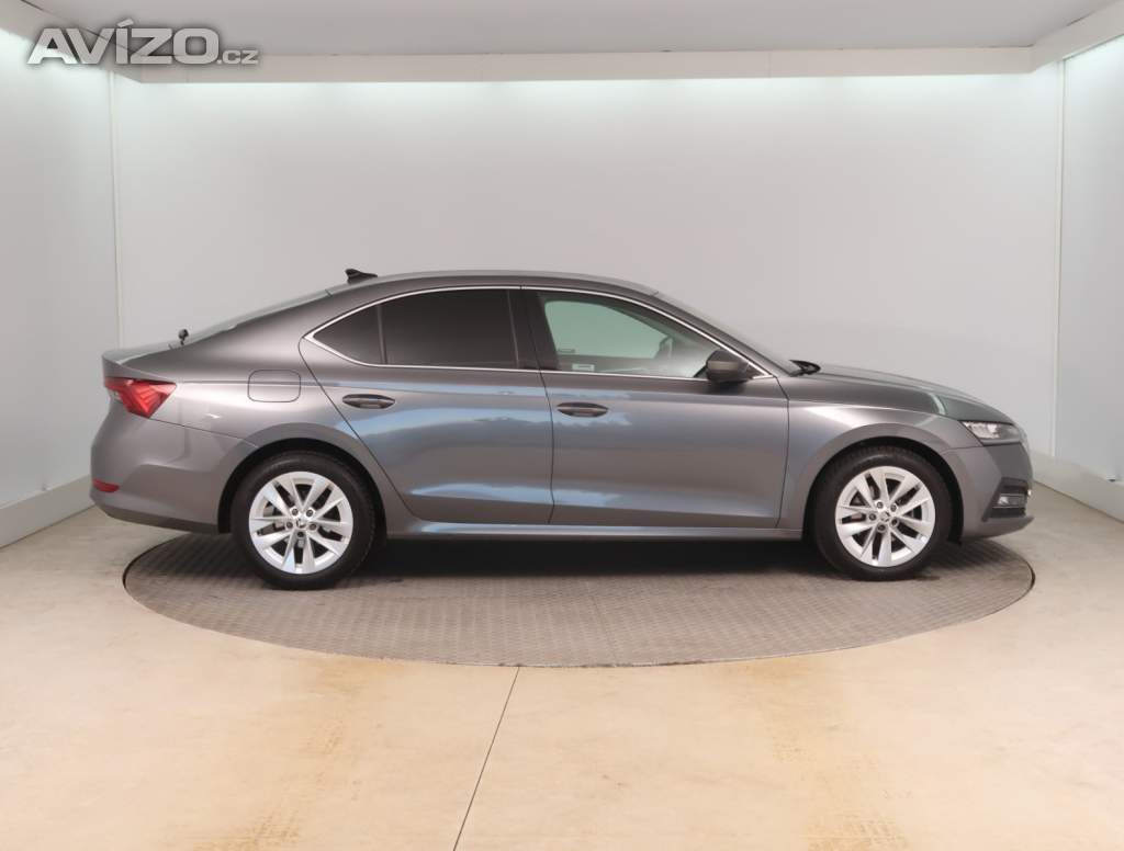 Foto inzerátu Skoda Octavia 1.5 TSI e-tec