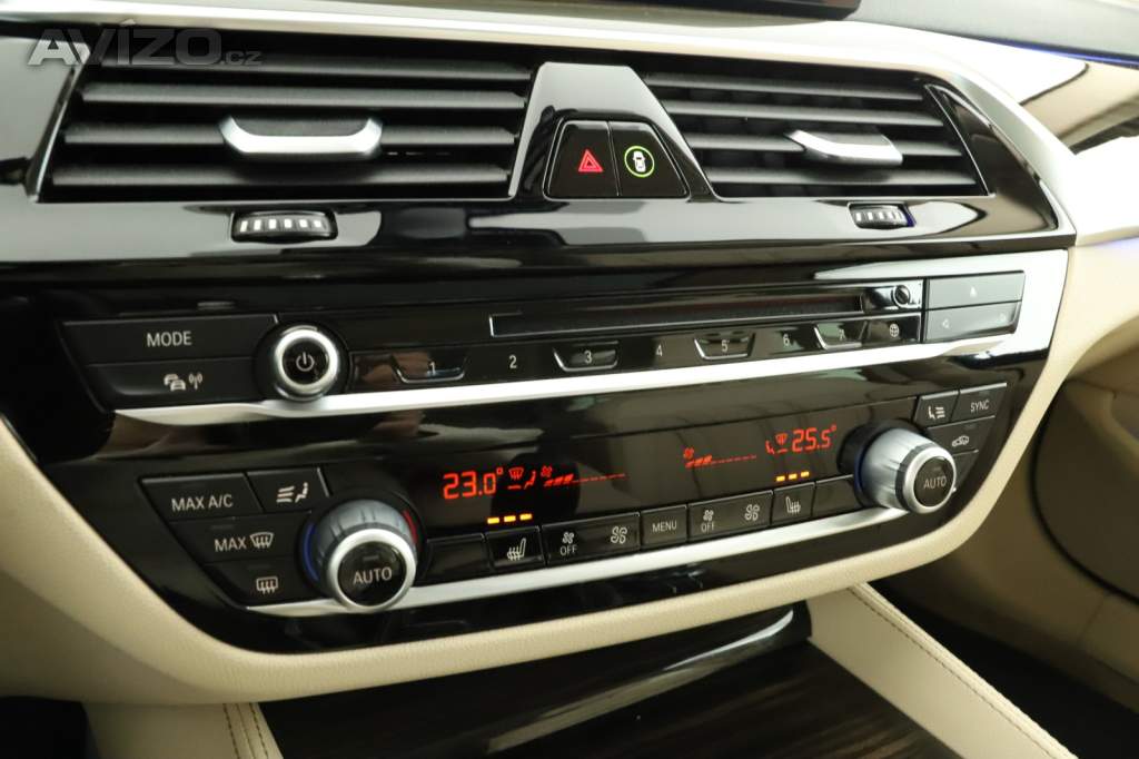 Foto inzerátu BMW 5 530d