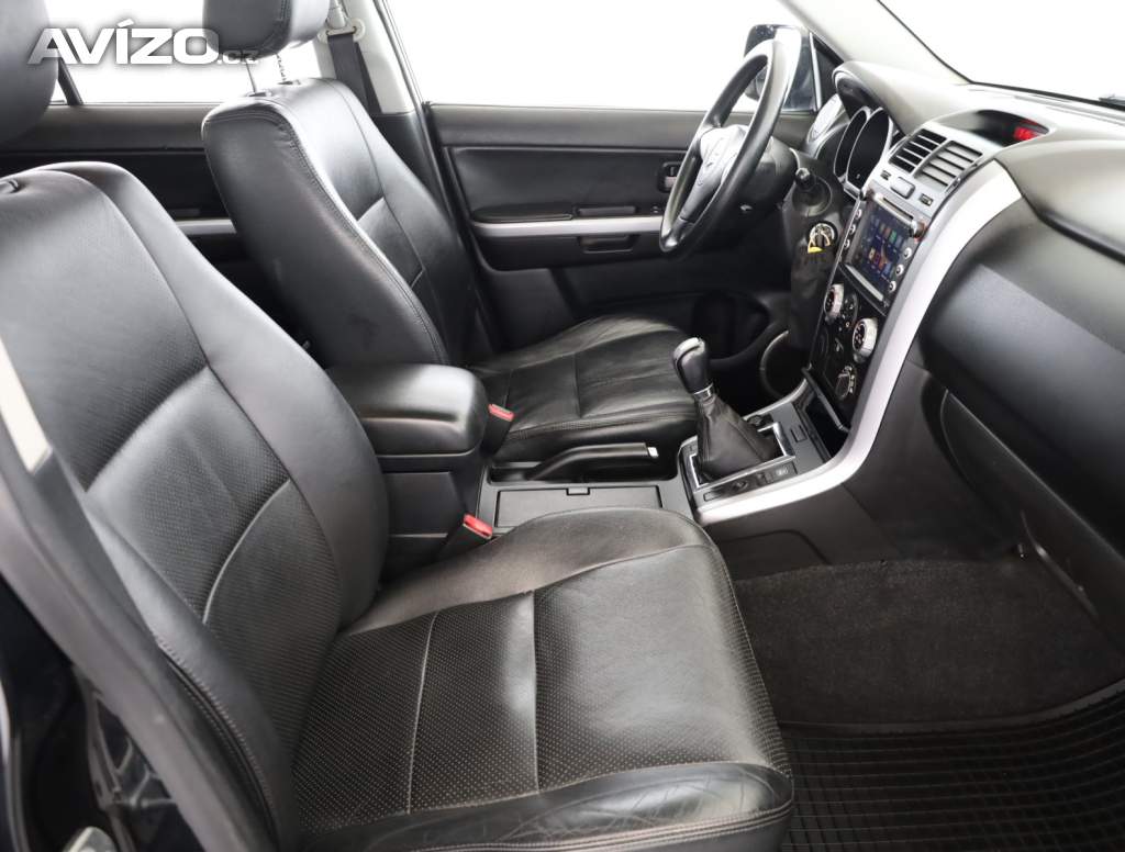 Foto inzerátu Suzuki Grand Vitara 2.0