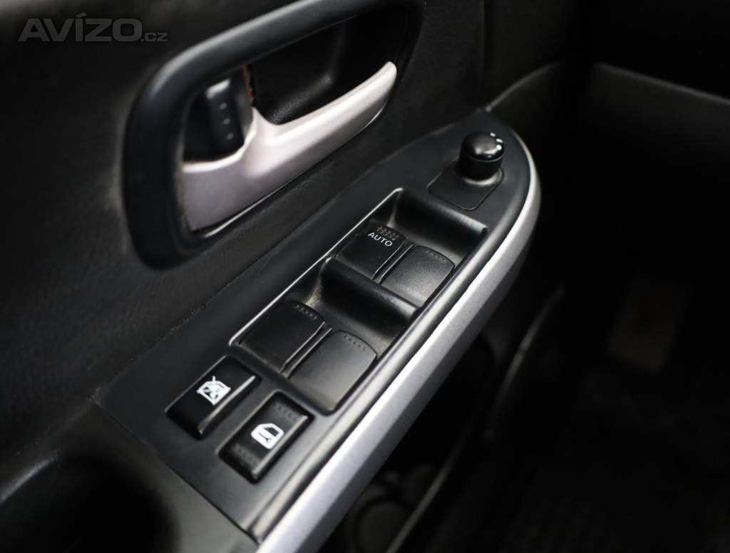 Foto inzerátu Suzuki Grand Vitara 2.0
