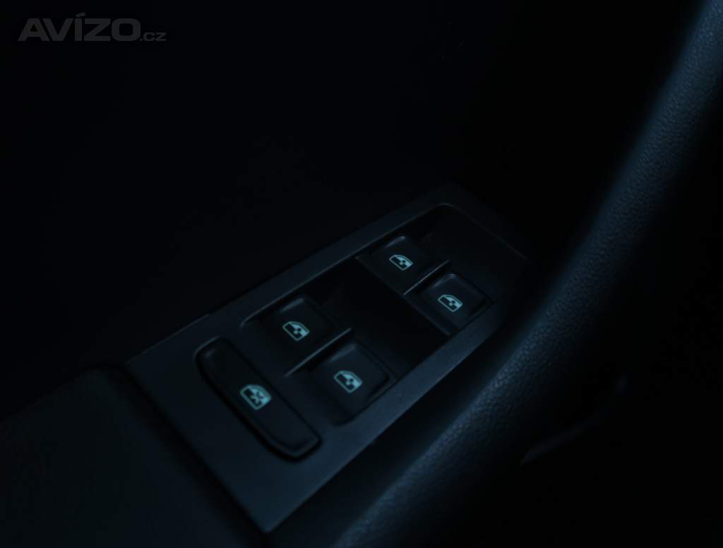 Foto inzerátu Skoda Rapid 1.0 TSI
