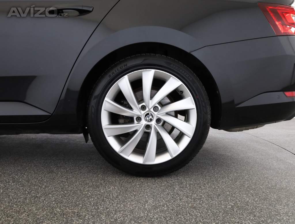Foto inzerátu Skoda Superb 1.8 TSI