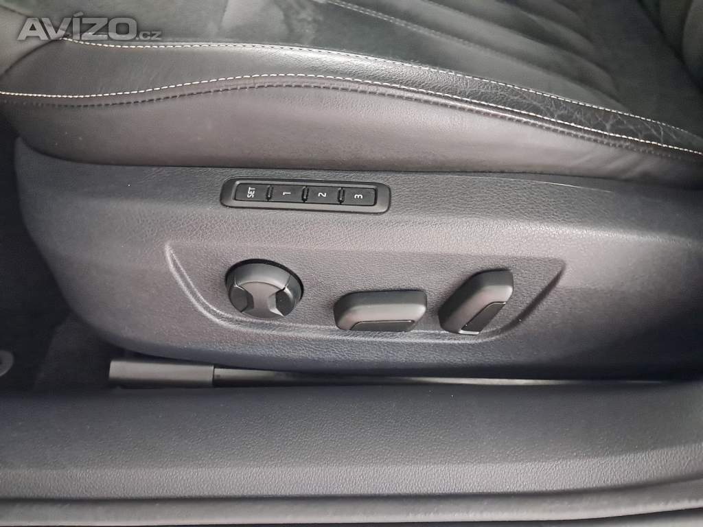 Foto inzerátu Skoda Superb 2.0 TSI