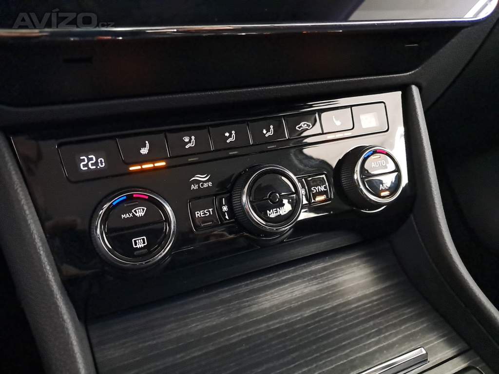 Foto inzerátu Skoda Superb 2.0 TSI