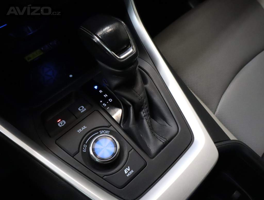 Foto inzerátu Toyota RAV 4 2.5 Hybrid