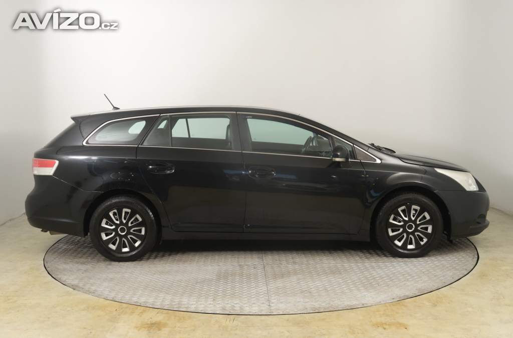 Foto inzerátu Toyota Avensis 1.8 Valvematic