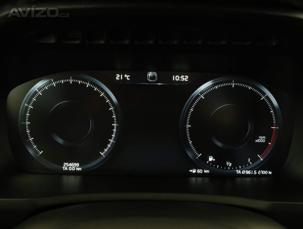 Foto inzerátu Volvo XC90 D5 AWD