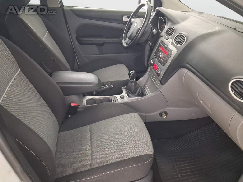 Foto inzerátu Ford Focus 1.6 16V