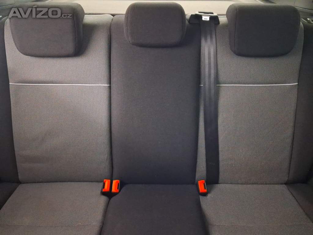 Foto inzerátu Ford Focus 1.6 16V