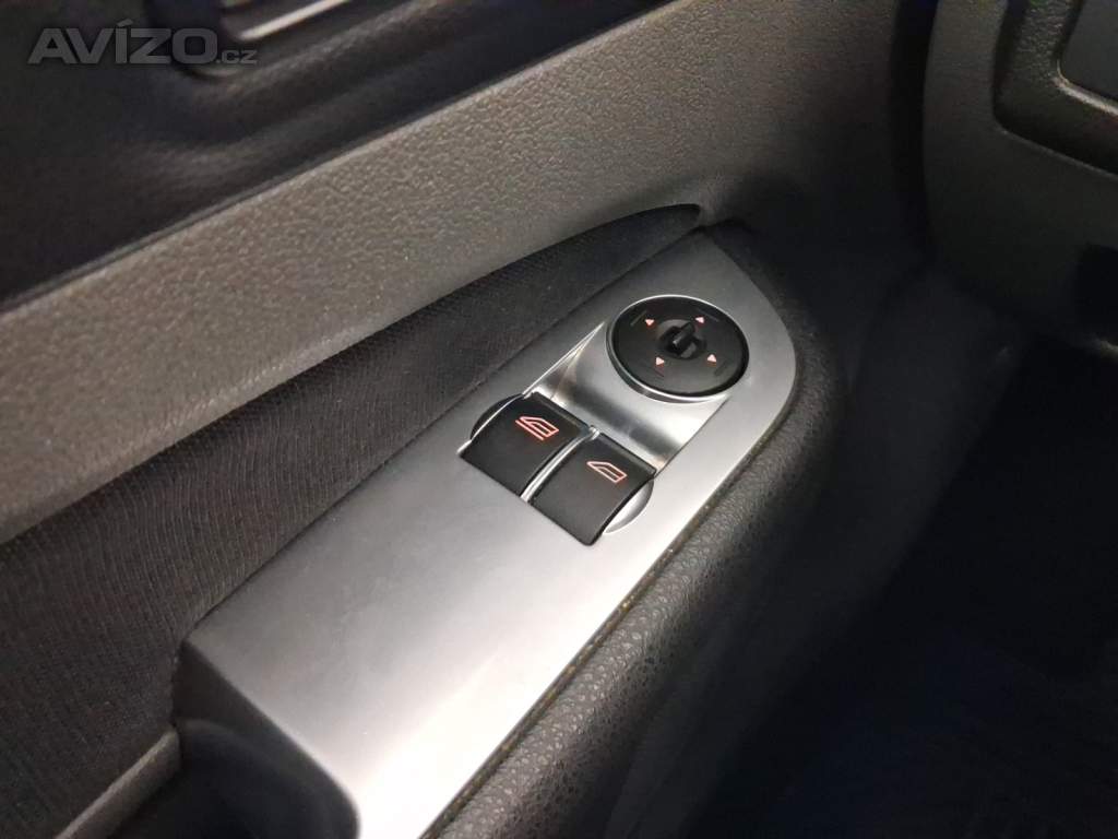 Foto inzerátu Ford Focus 1.6 16V