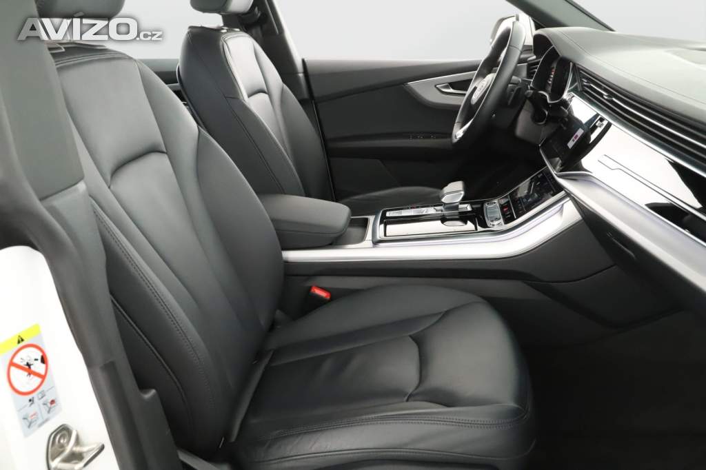 Foto inzerátu Audi Q8 55 TFSI