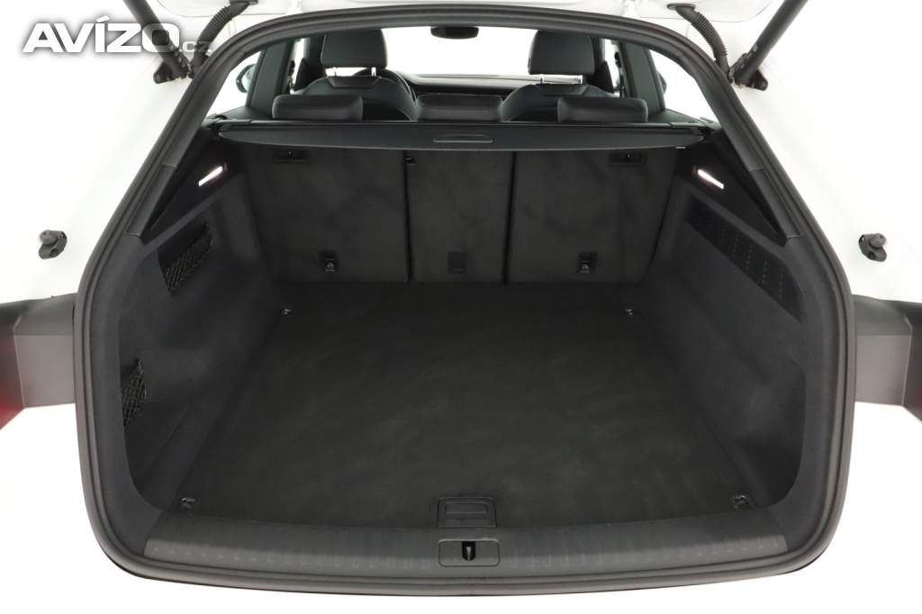 Foto inzerátu Audi Q8 55 TFSI