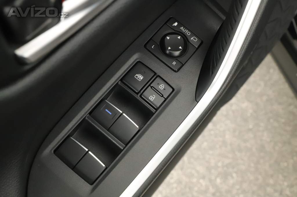 Foto inzerátu Toyota RAV 4 2.5 Hybrid